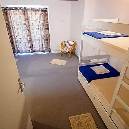 Hostel Omis Hotel