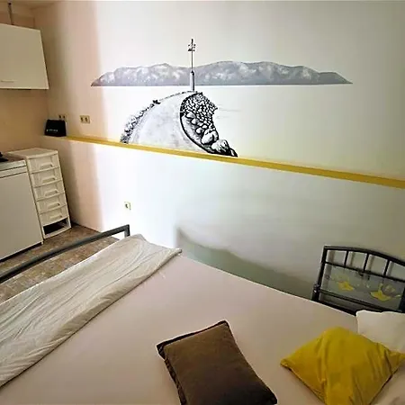 Hostel Omis Hotel