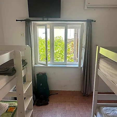 Hostel Omis * Omiš